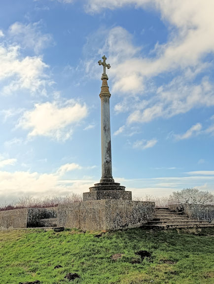 monuemnt